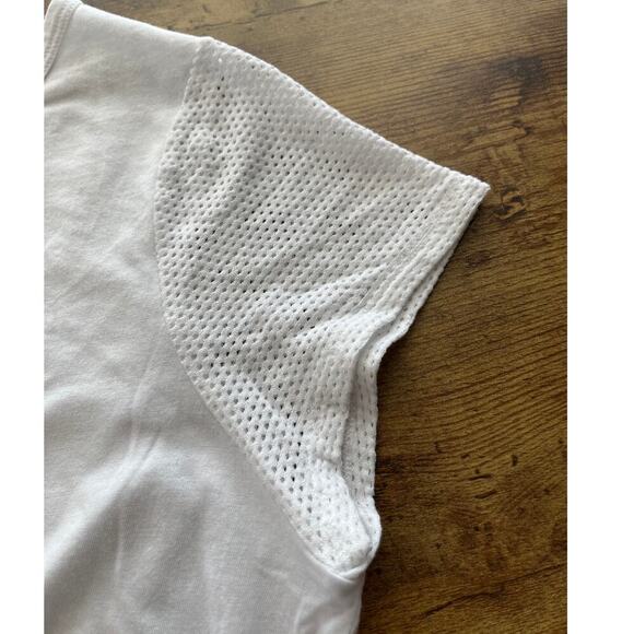 Lauren Ralph Lauren woman’s 1 X White Short Vent Sleeves Hiking/Outdoors - Picture 8 of 9